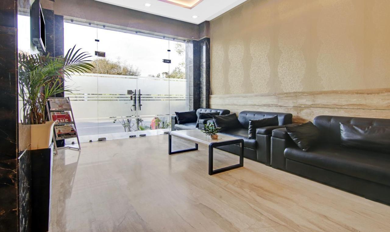 Treebo Trend Elite Hotell New Delhi Eksteriør bilde